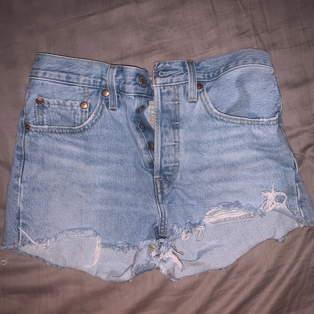 levi jeans shorts